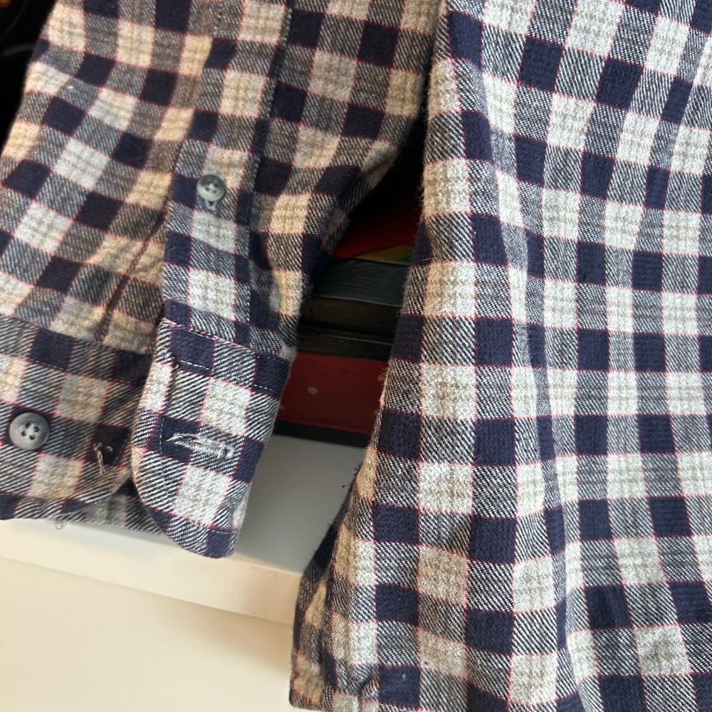 Denver Hayes Navy and White Plaid Flannel Shirt Medium - Picture 10 of 14